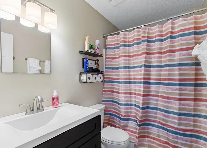 22 Min To Beach-2 Bd Room-self Check In -sleep 6-bbq-wd * Pensacola